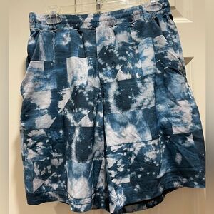Men’s Lululemon shorts